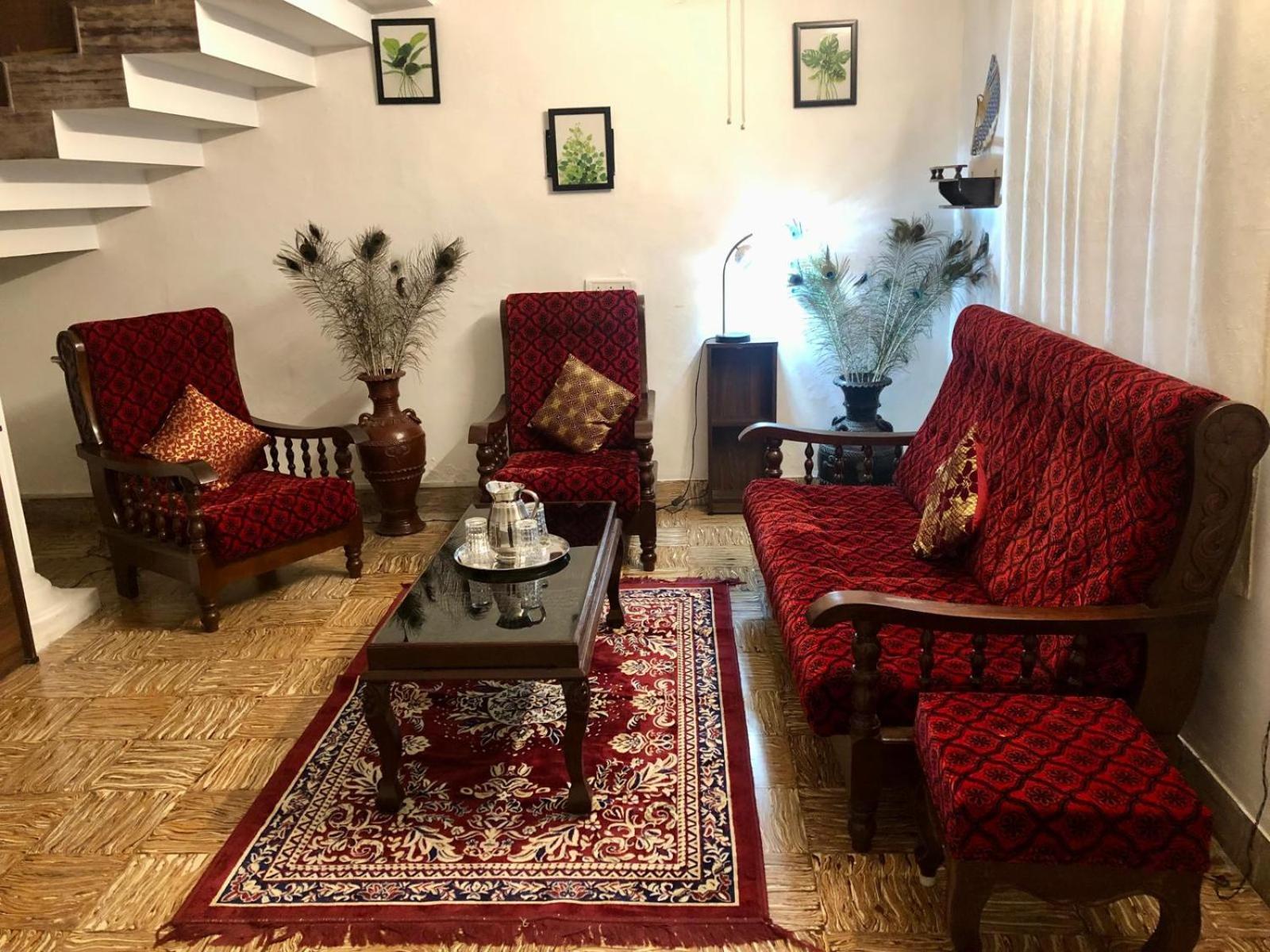 Mother Tree Inn Kochi Екстериор снимка