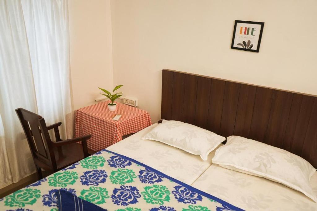 Mother Tree Inn Kochi Екстериор снимка